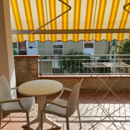 Casa Vacanze On The Beach Apartamento Roseto Degli Abruzzi